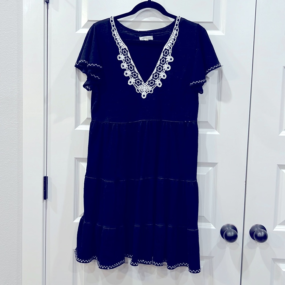 Max Studio Size Lg. Dress with White Accents.